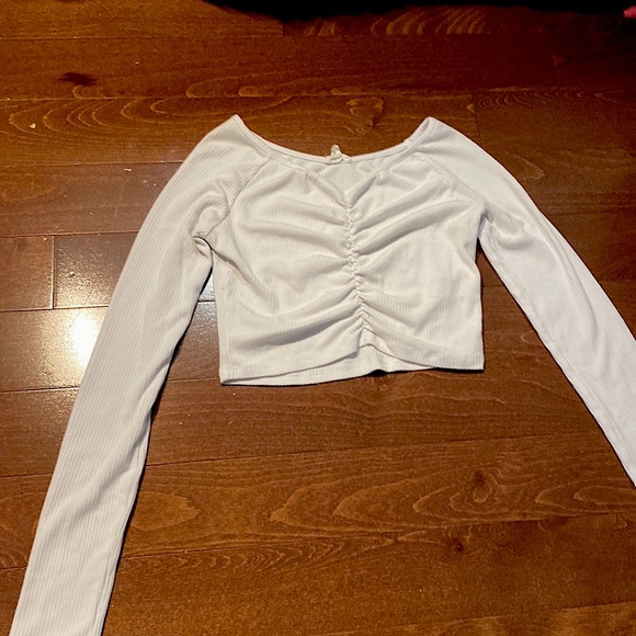 White longsleeve Garage top - Picture 1 of 1